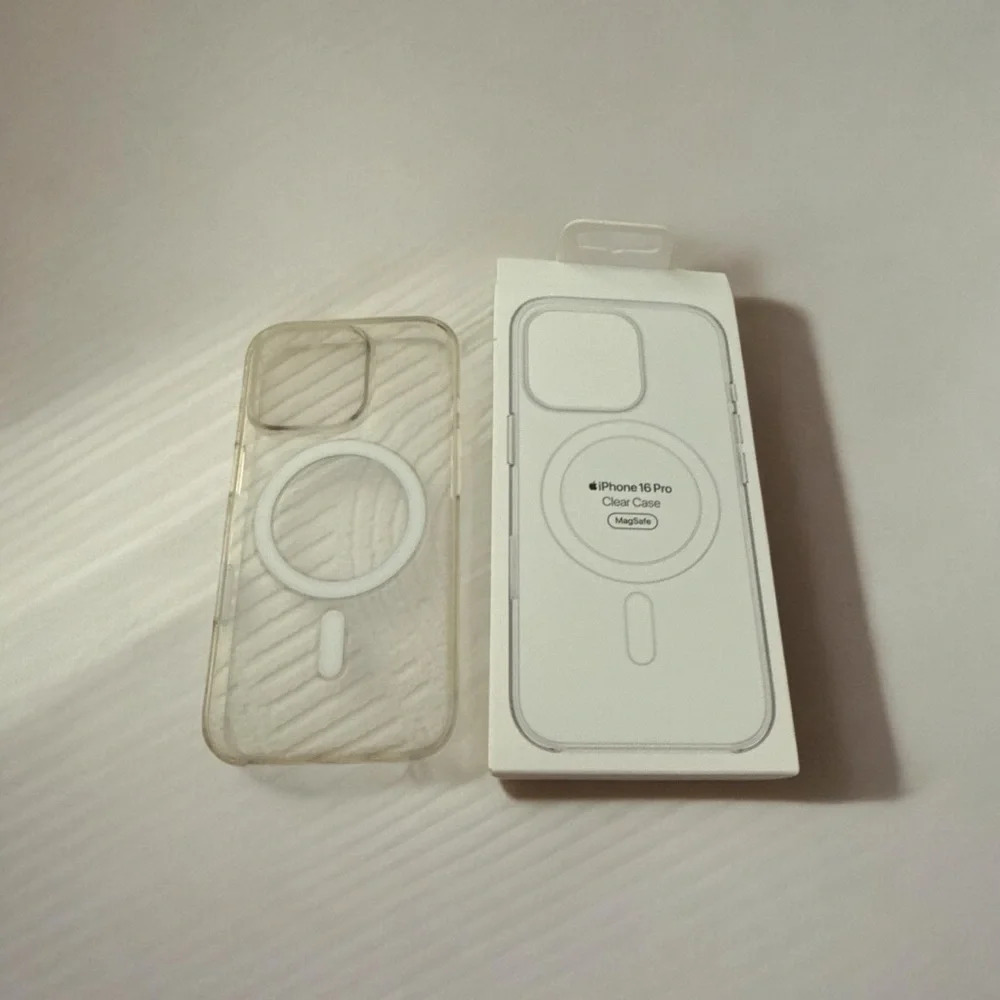 Apple Brand IPhone 16Pro Clear Case In Box